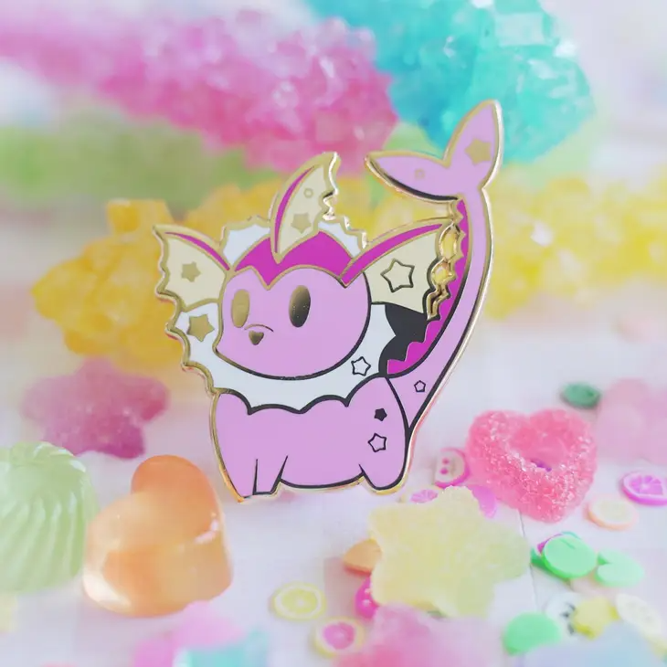 Nayntendo: Pokemon Shiny Vaporeon Enamel Pin Anime